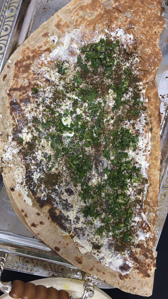פיתה דרוזית עם זעתר